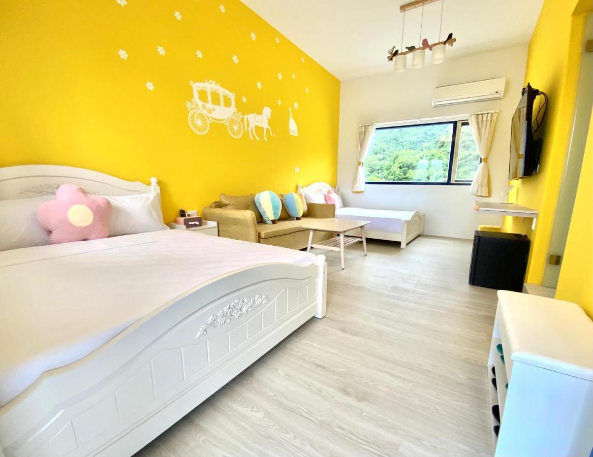 Blue And White Style Holiday B&B Guanshan Luaran gambar