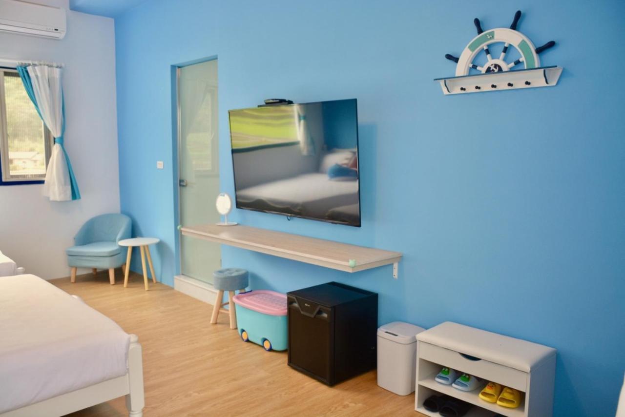 Blue And White Style Holiday B&B Guanshan Luaran gambar